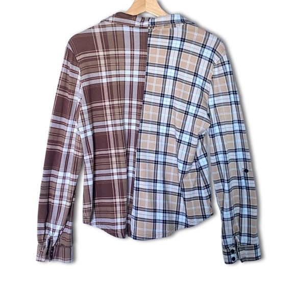 Rue21 Women's Two-Tone Plaid Button-Down Shirt - Picture 2 of 4